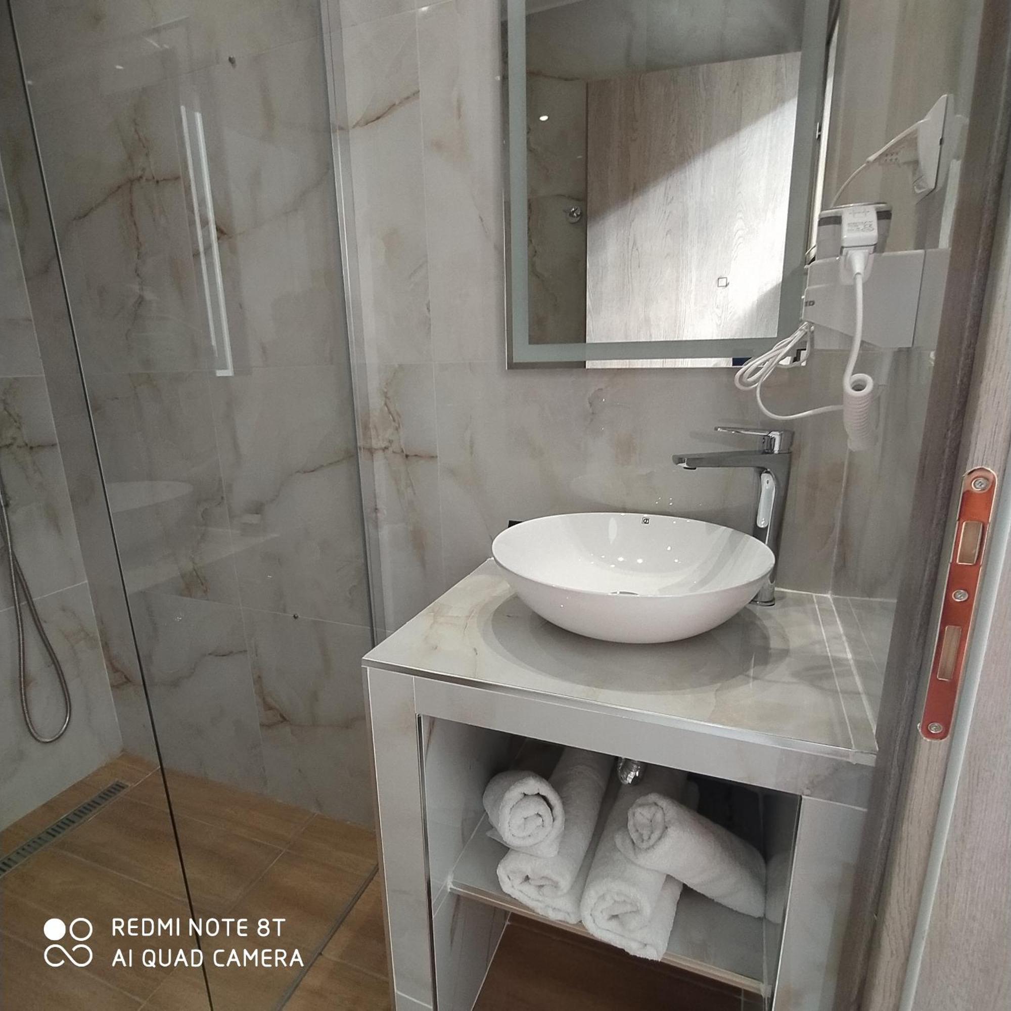 Acta Luxury Rooms Nikiti  Rum bild